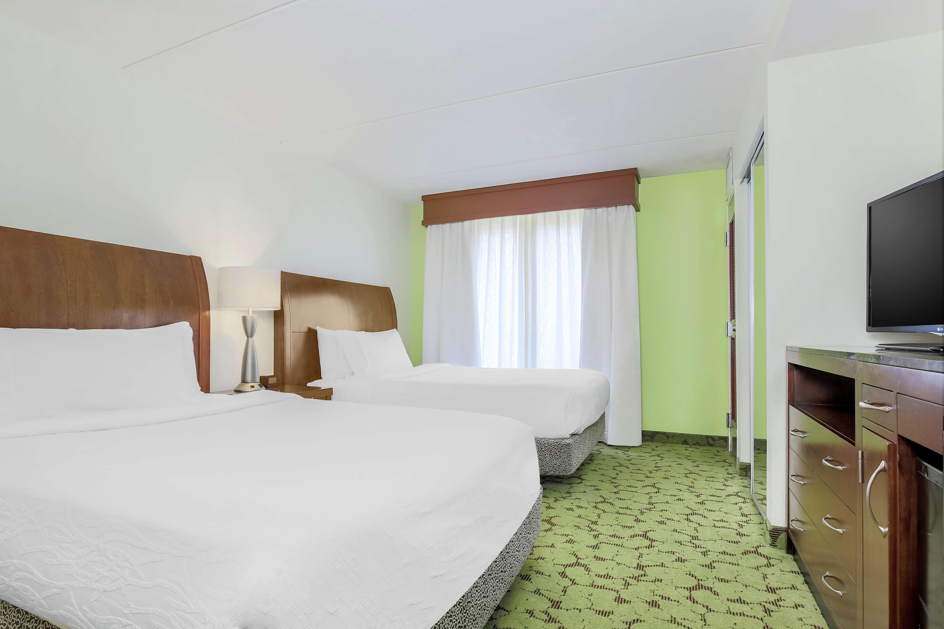 Hilton Garden Inn Dallas/Данканвиль Экстерьер фото