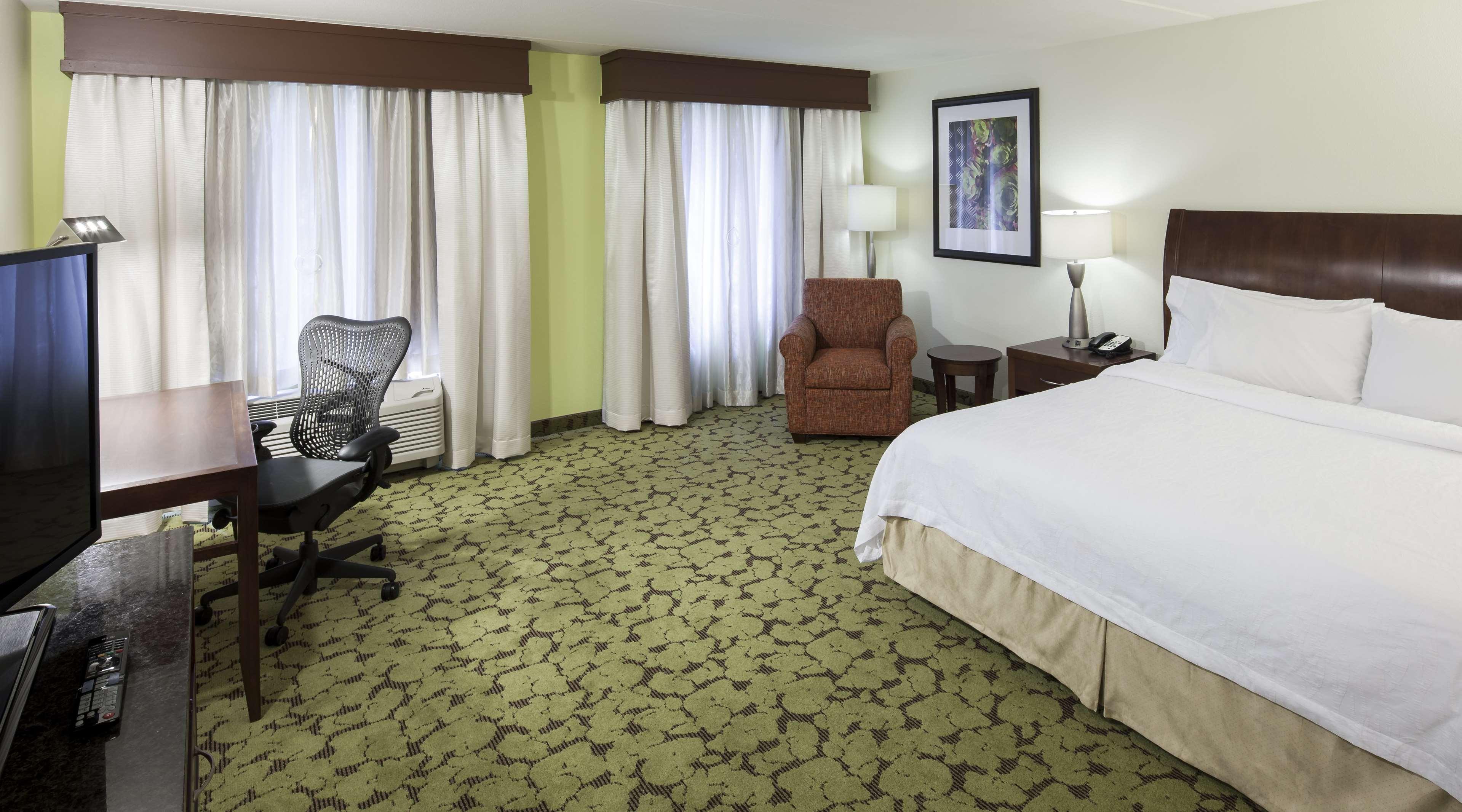 Hilton Garden Inn Dallas/Данканвиль Экстерьер фото